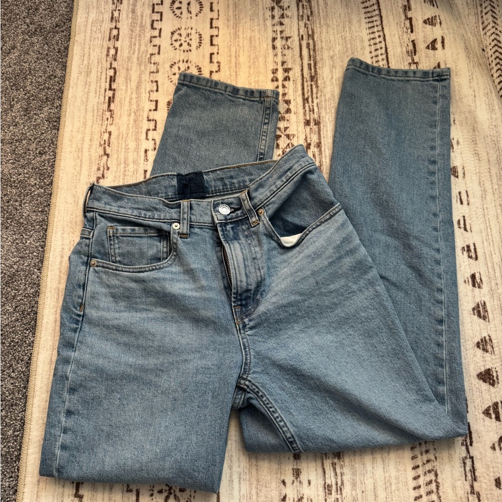 Everlane Cheeky Jeans in Light Blue